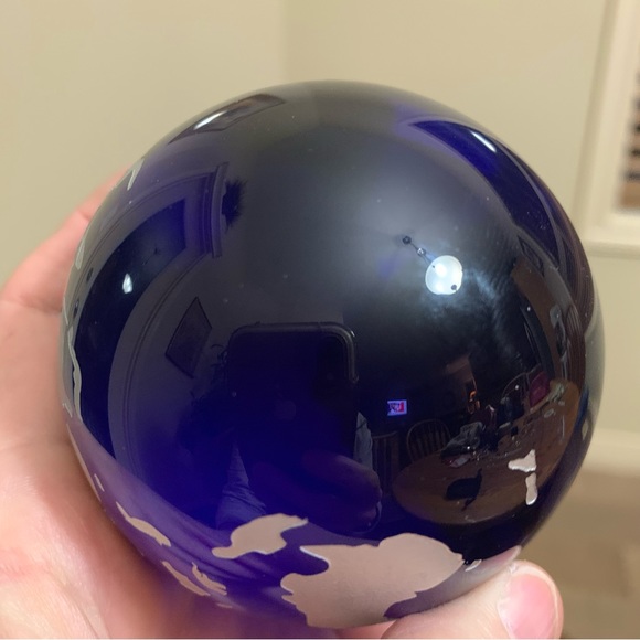 Blue sphere of the World 🌏 - Picture 7 of 11